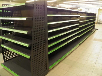 raft comercial pentru produse de igienă