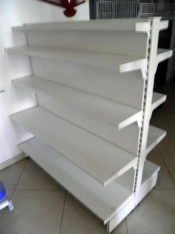 raft comercial pentru articole electronice