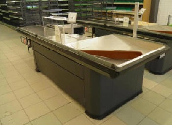 vitrină impulsivă pentru produse la casă