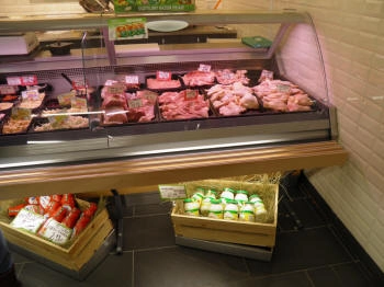vitrină frigorifică pentru produse delicatese
