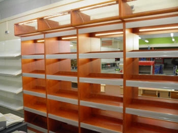 raft comercial pentru produse bricolaj